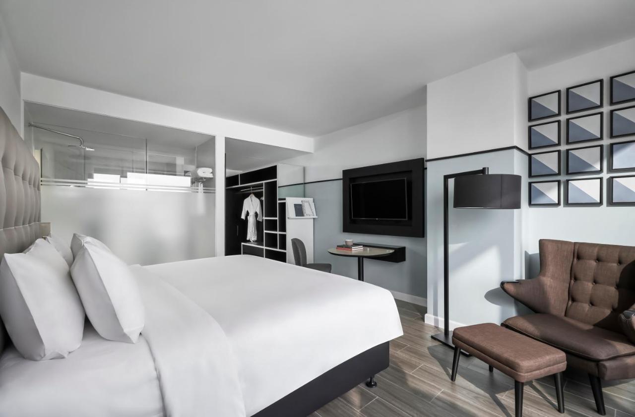 M Village Hotel Ton That Dam Хошимин Экстерьер фото