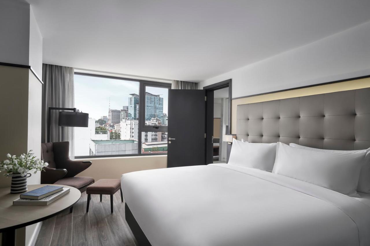 M Village Hotel Ton That Dam Хошимин Экстерьер фото